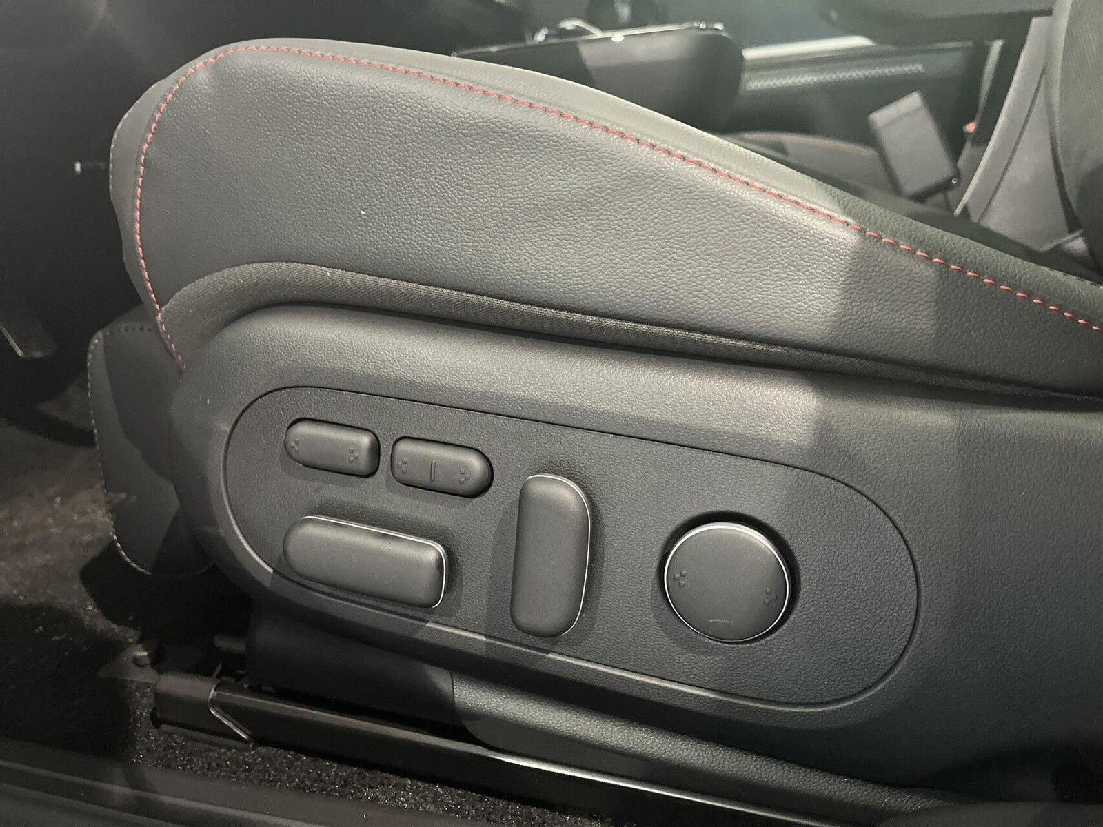 Grå Hyundai Ioniq 5 fra 2026