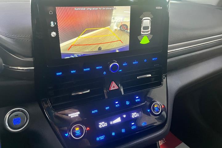 Blå Hyundai Ioniq fra 2020