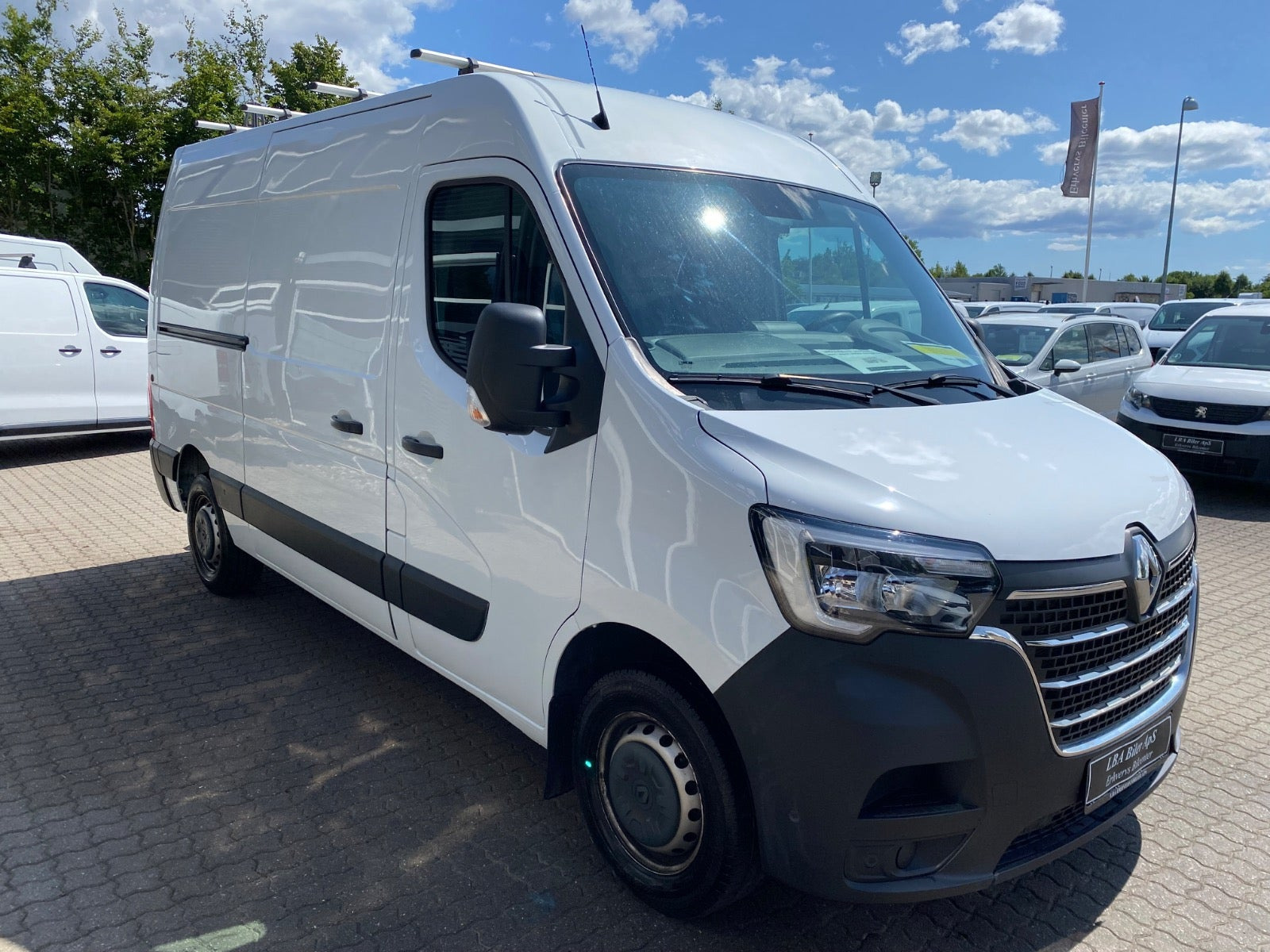 Hvid Renault Master IV T35 fra 2021