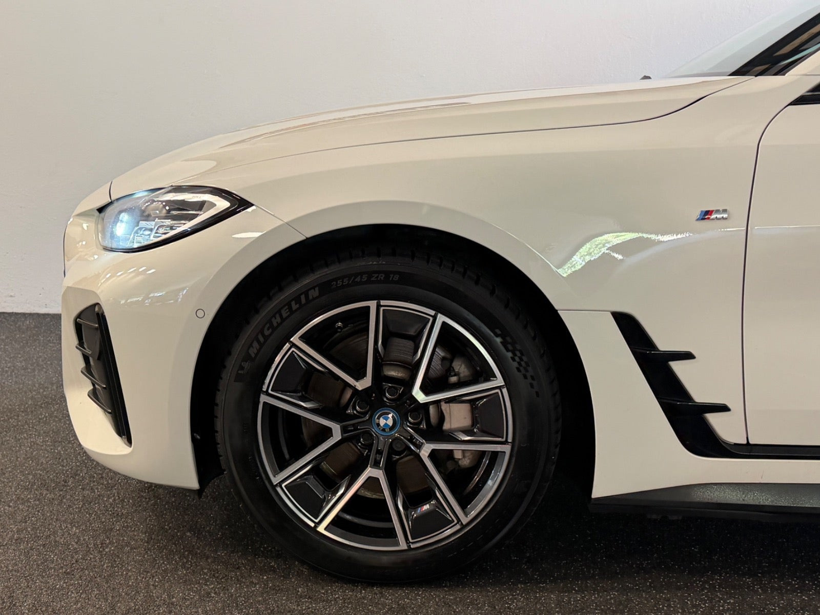 undefined BMW i4 fra 2023