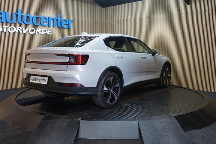 Hvid Polestar 2 fra 2023