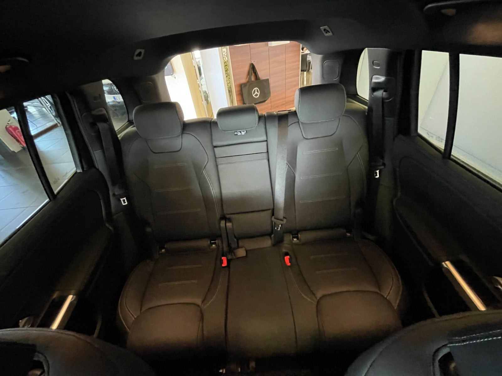 Sort Mercedes EQB250+ fra 2026