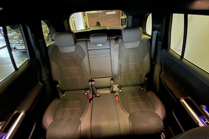 Sort Mercedes EQB250+ fra 2025