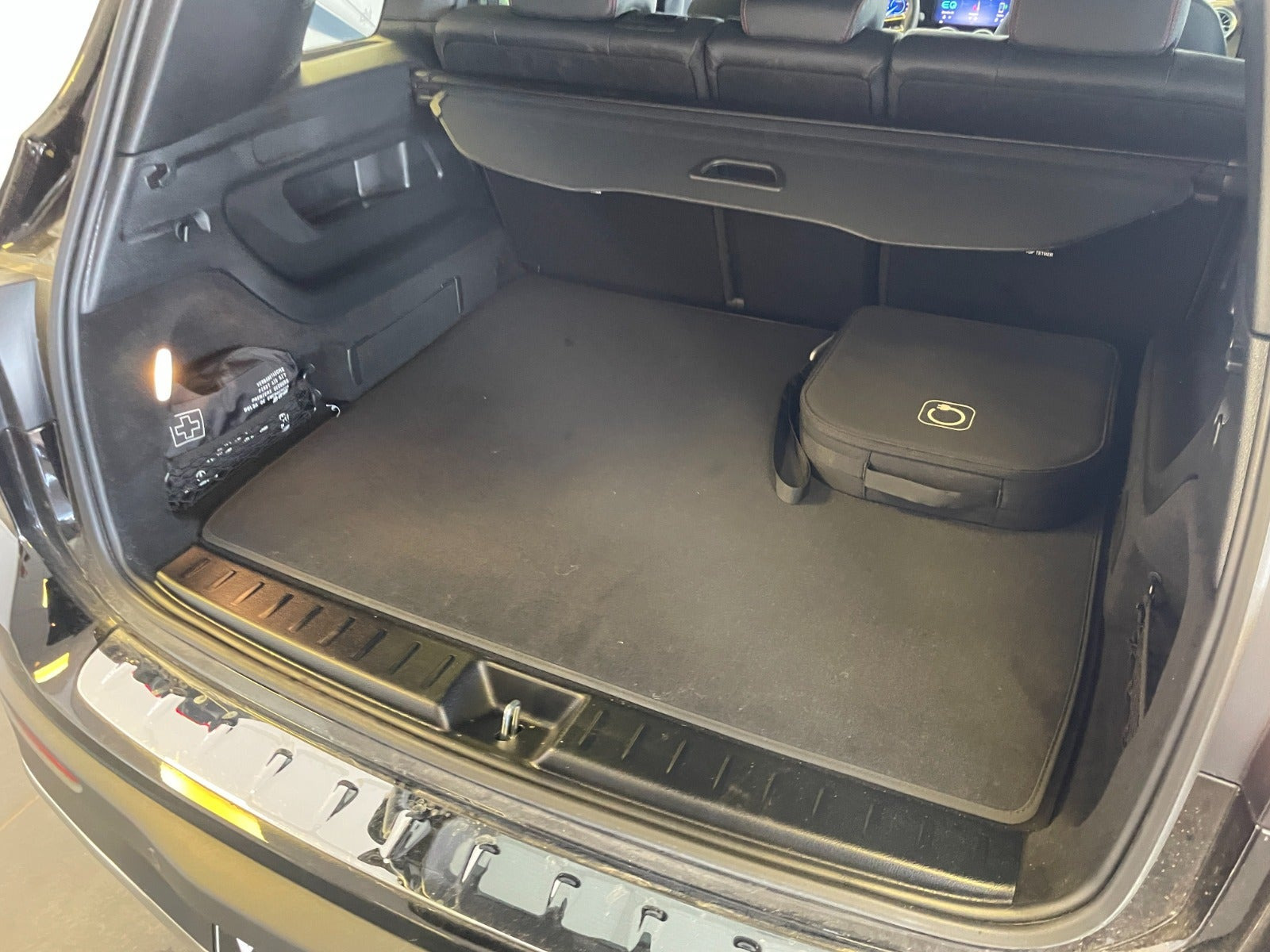 Sort Mercedes EQB250+ fra 2026