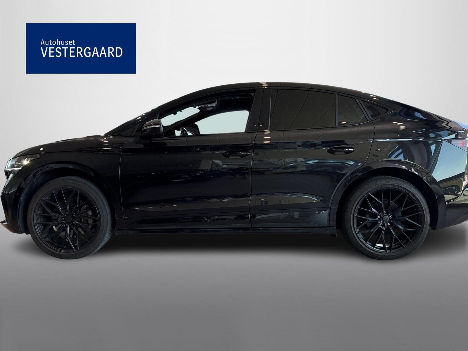 Sort Skoda Enyaq fra 2023