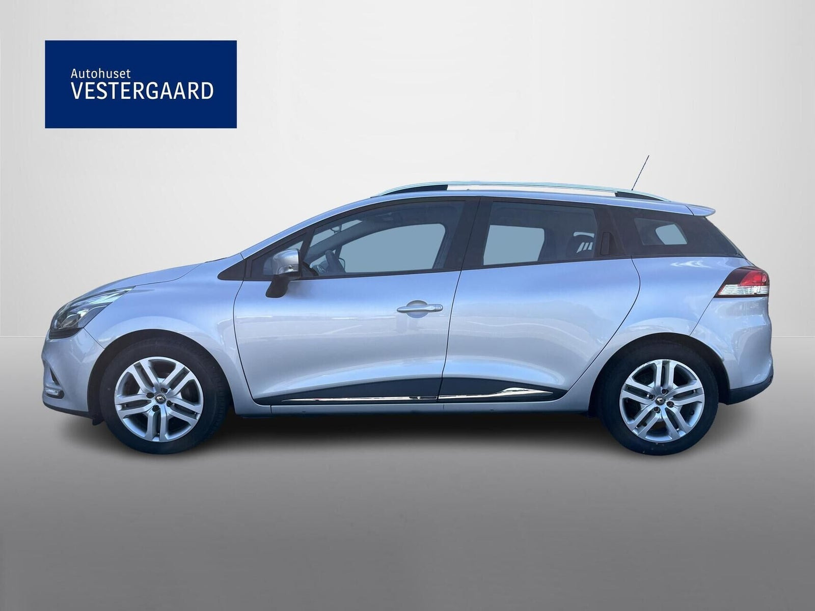 Sølv Renault Clio IV fra 2018