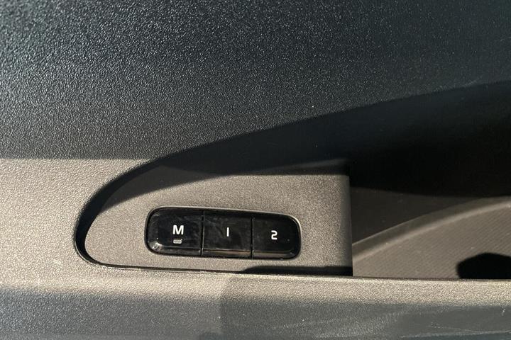 Sort Polestar 2 fra 2023