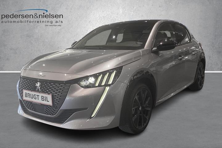 Sølv Peugeot e-208 fra 2023
