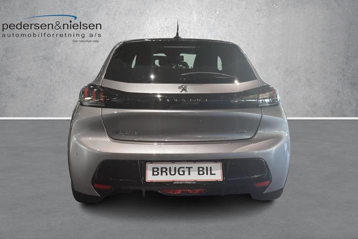 Sølv Peugeot e-208 fra 2023