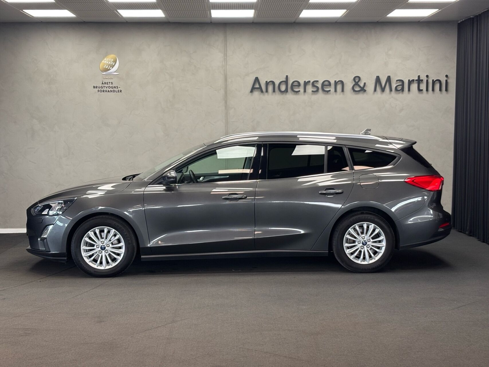 Grå Ford Focus fra 2021