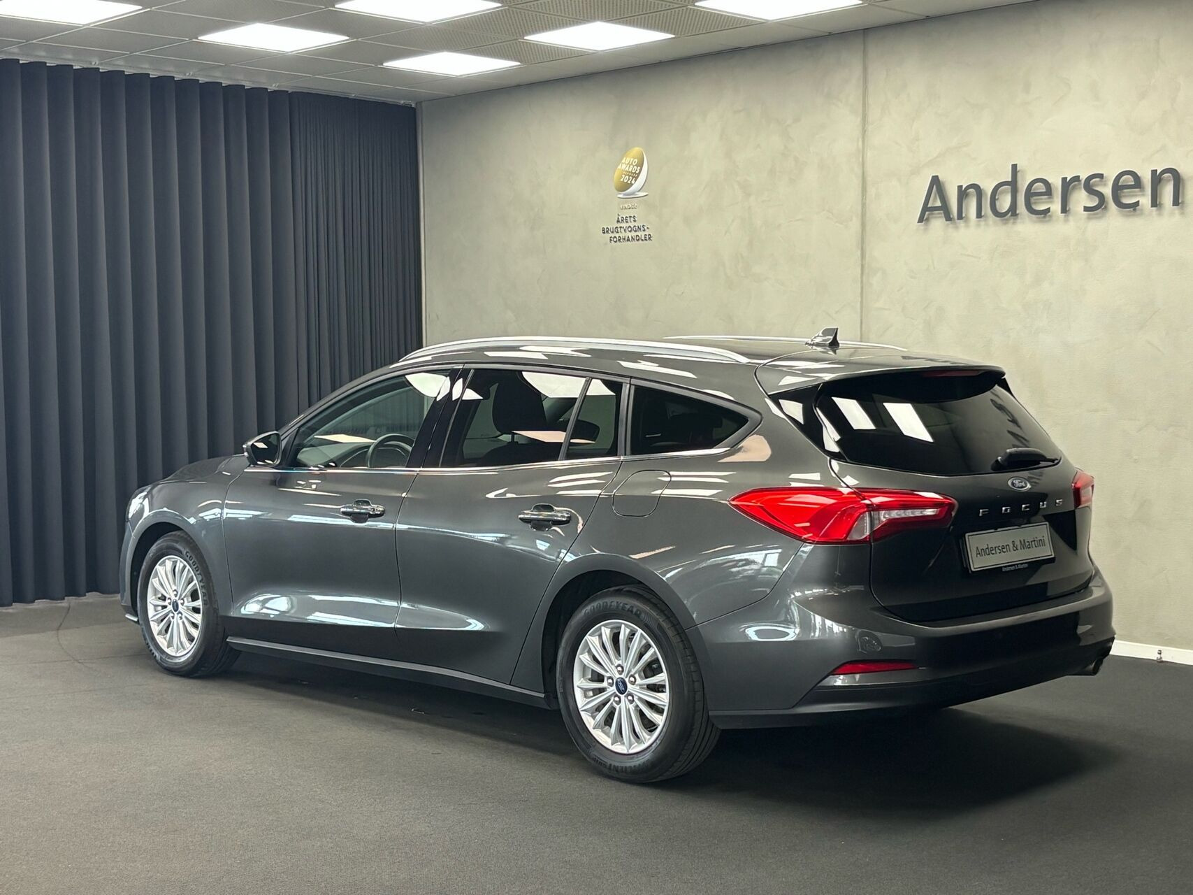 Grå Ford Focus fra 2021
