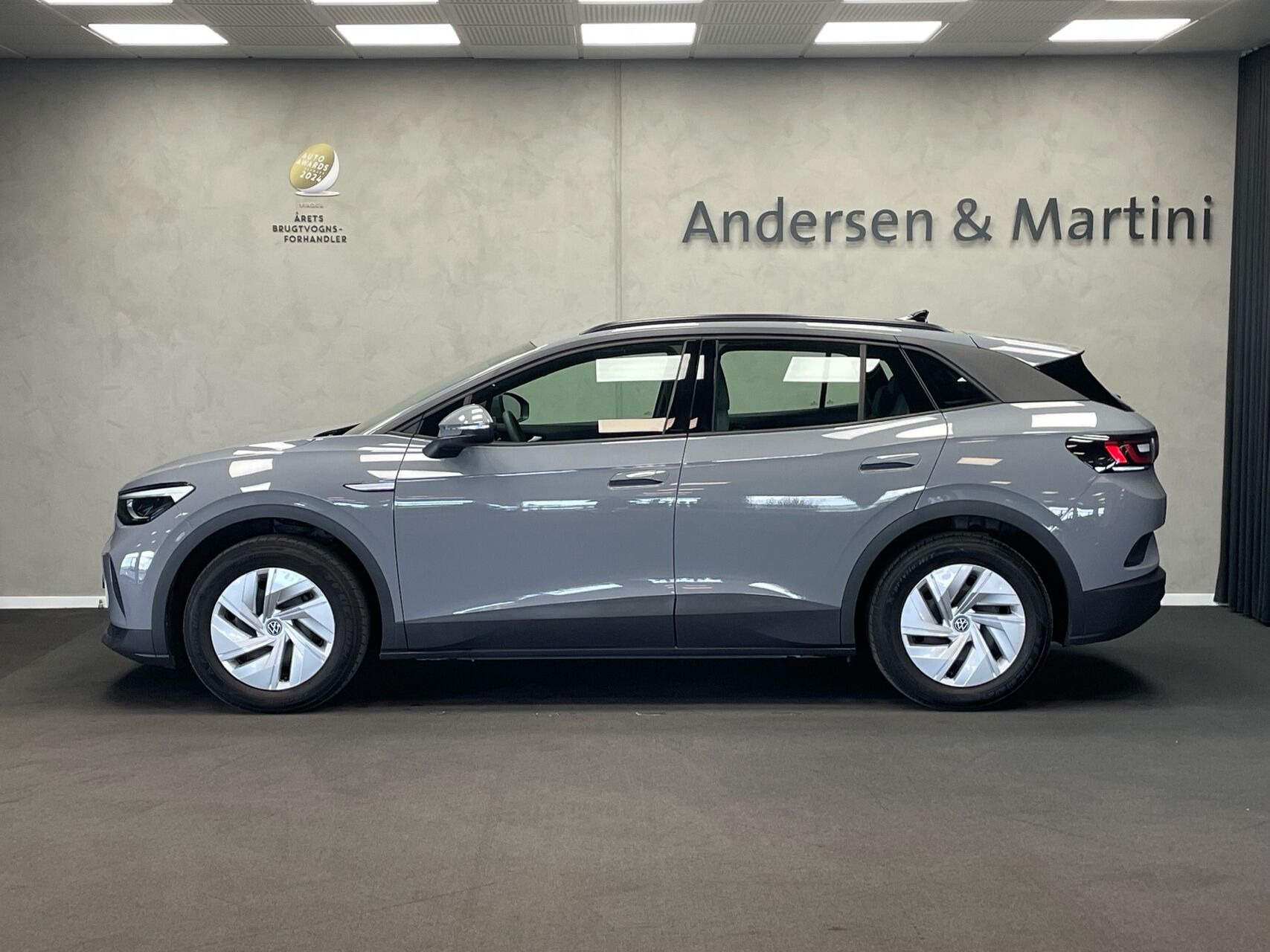 Grå VW ID.4 fra 2022