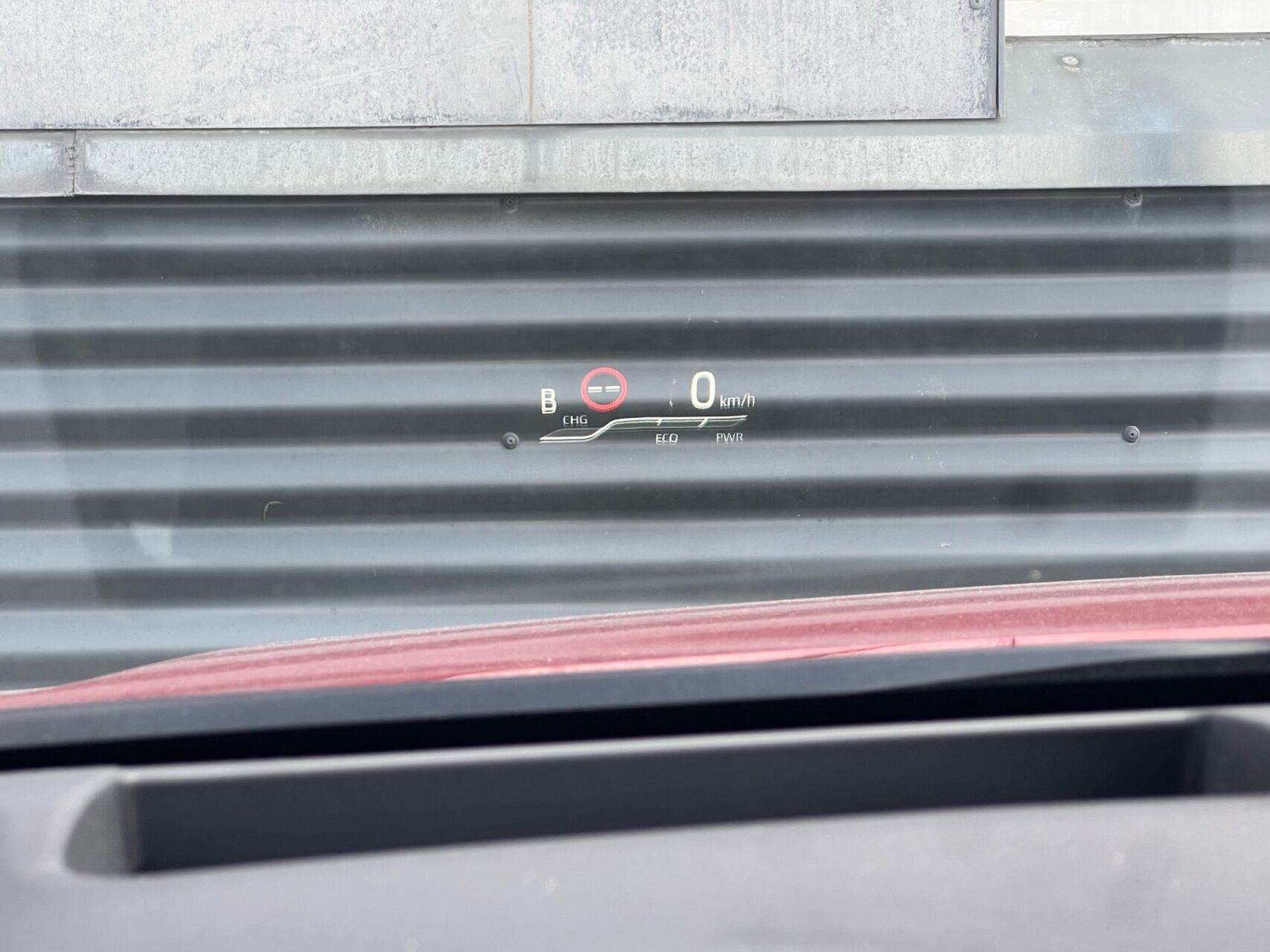 Rød Toyota Corolla fra 2019