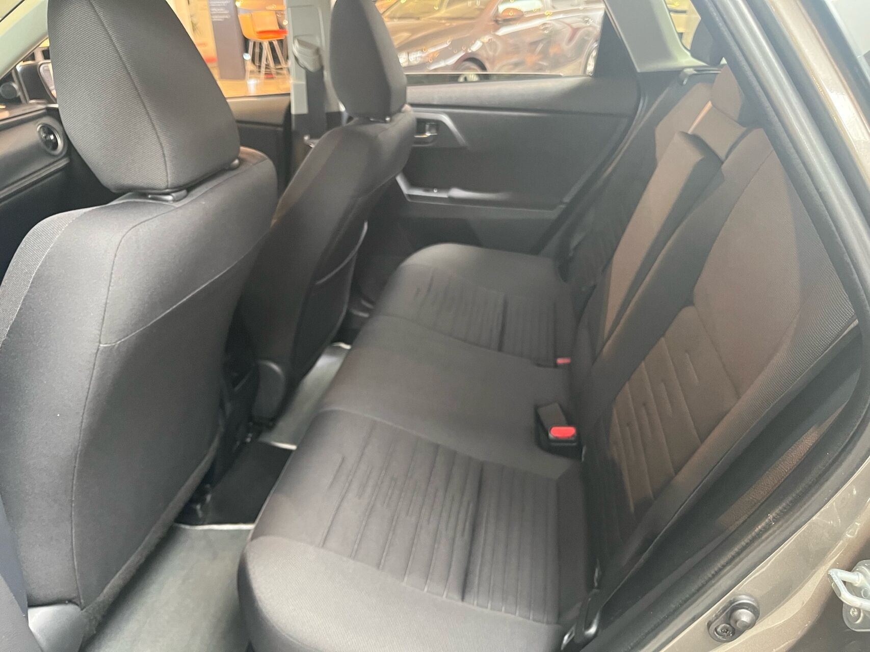 Bronze Toyota Auris fra 2016