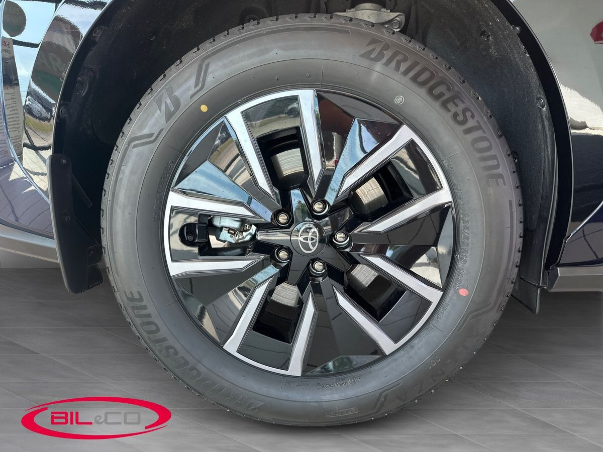 Blå Toyota BZ4X fra 2026