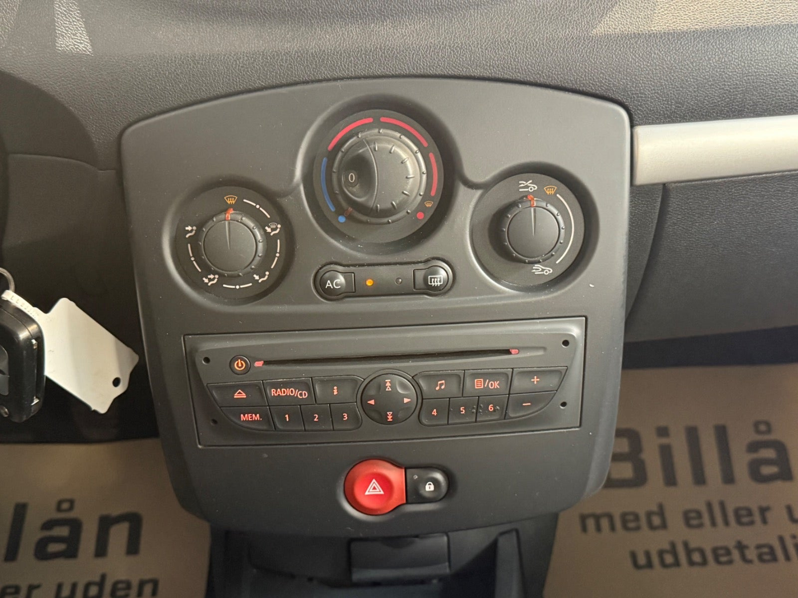 Sort Renault Clio III fra 2011