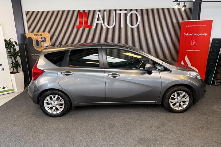 Sølv Nissan Note fra 2016
