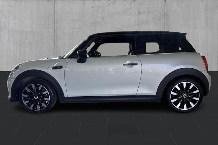 Hvid Mini Cooper SE fra 2022