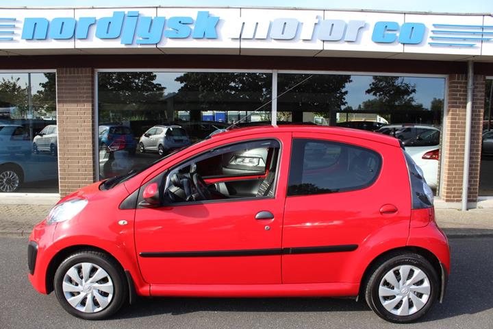 Rød Citroën C1 fra 2013