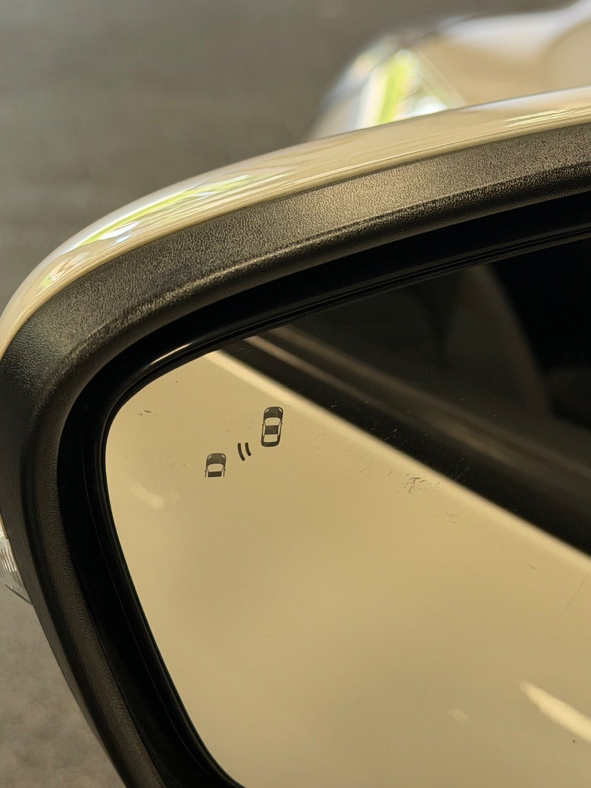 Hvid Ford Kuga fra 2022