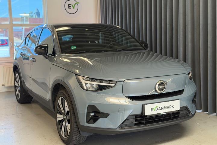 Grå Volvo C40 fra 2023