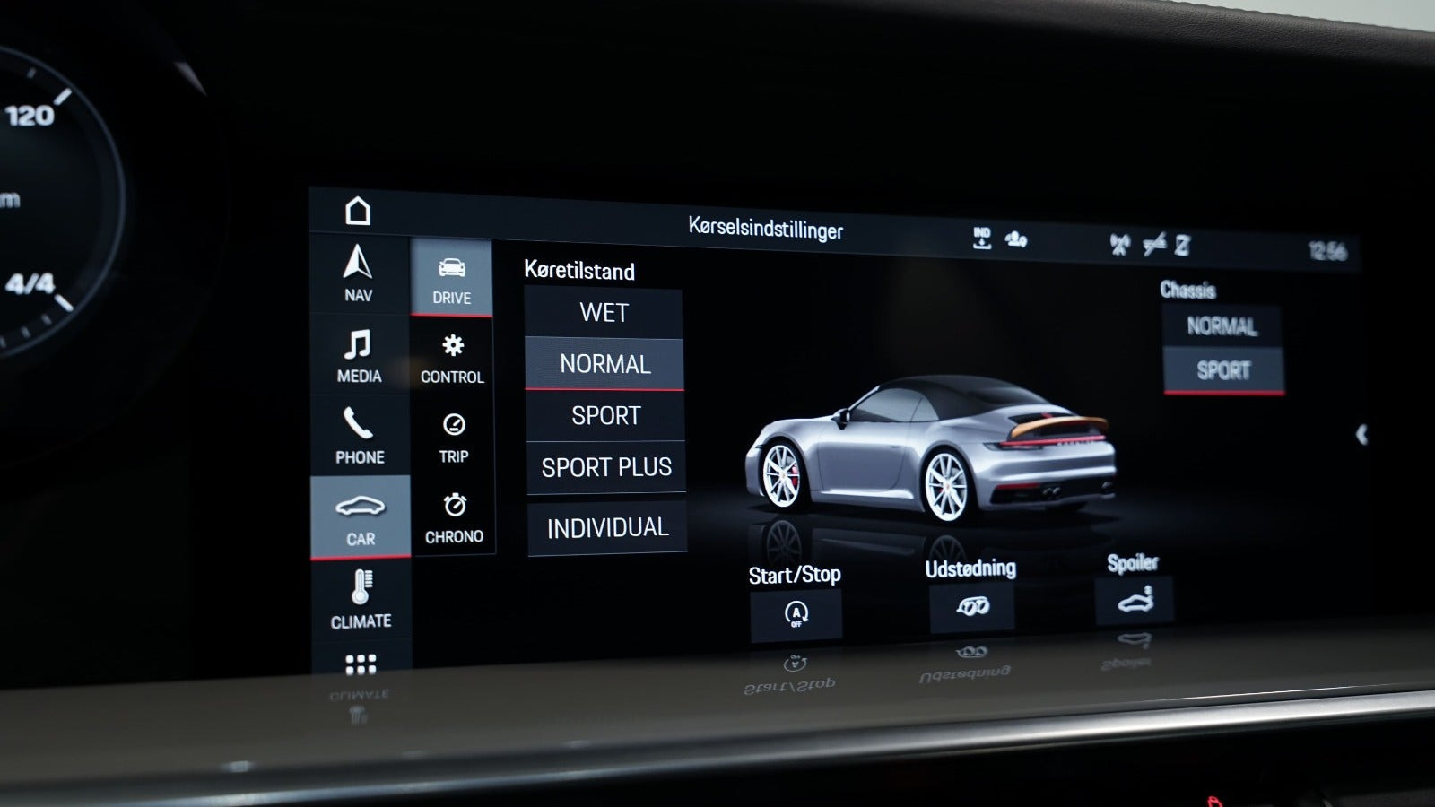 Grå Porsche 911 Carrera 4S fra 2021
