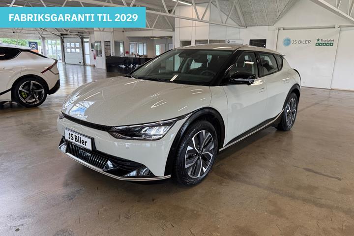 Beige Kia EV6 fra 2023