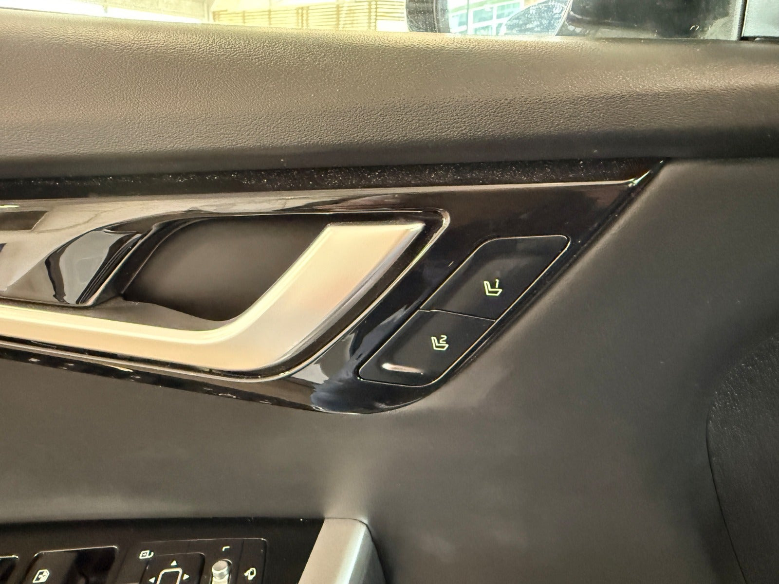 Beige Kia EV6 fra 2023