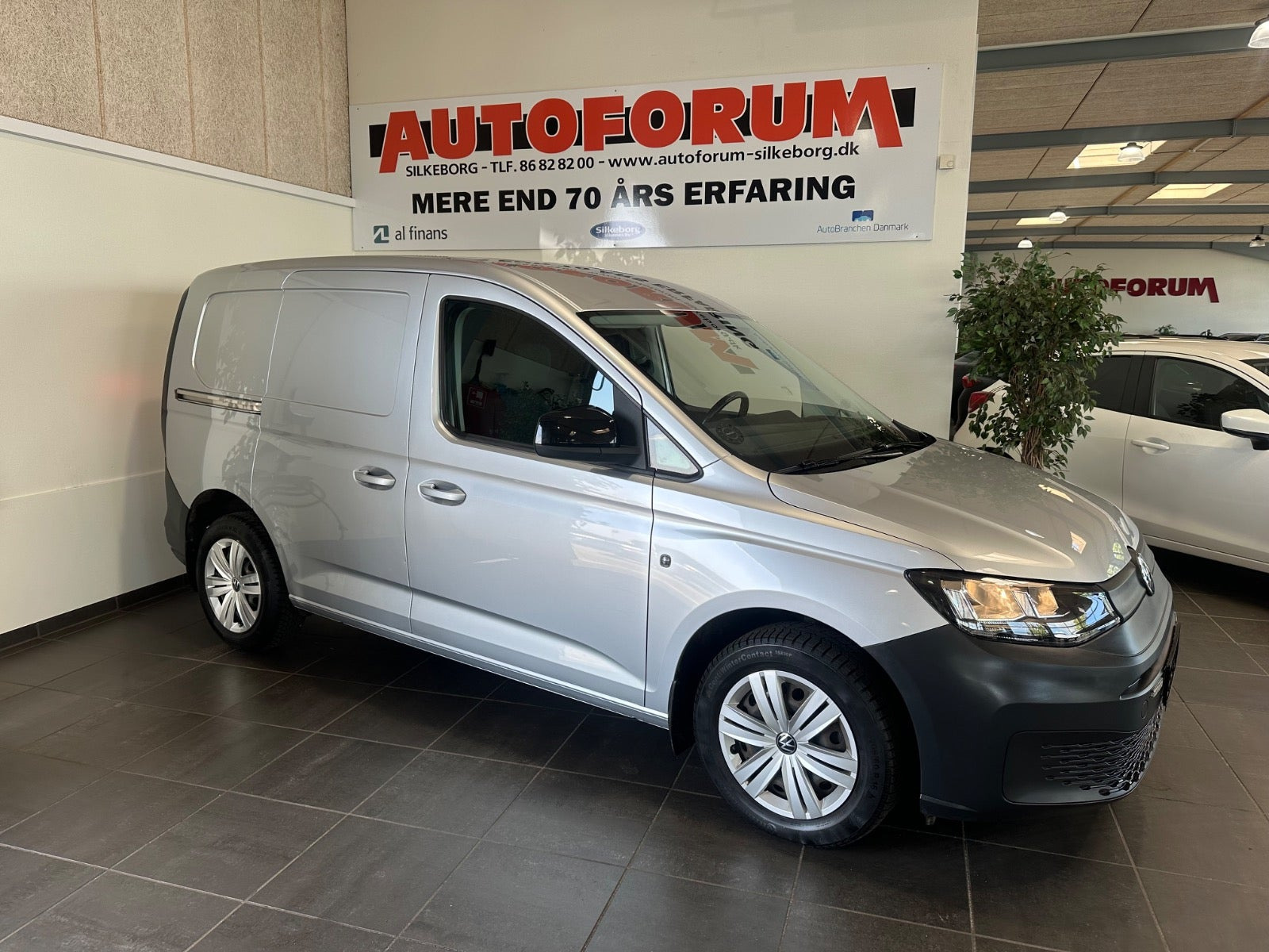 VW Caddy 1,5 TSi 114 DSG Cargo