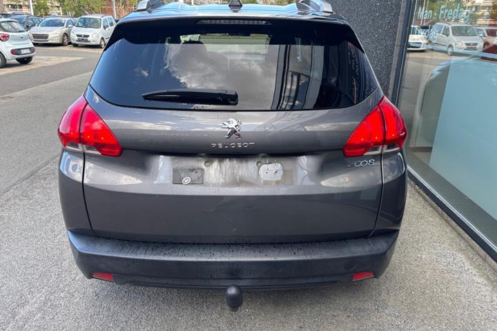 Sort Peugeot 2008 fra 2015