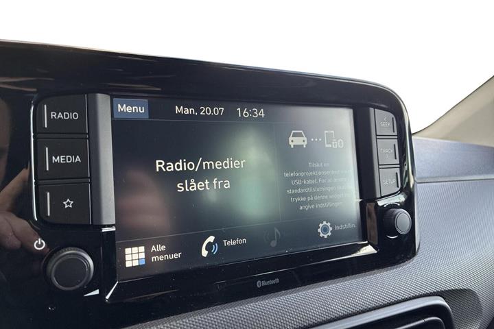 Rød Hyundai i10 fra 2020