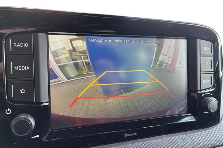 Rød Hyundai i10 fra 2020