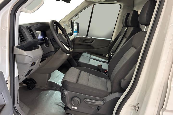 Hvid VW Crafter 35 fra 2026