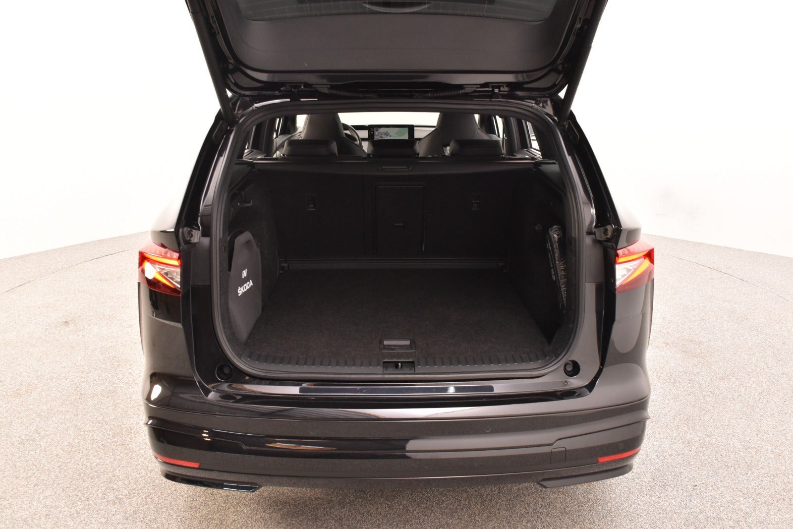 Sort Skoda Enyaq fra 2021