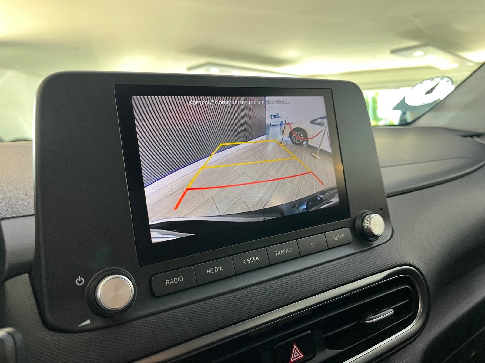 Blå Hyundai Kona fra 2021