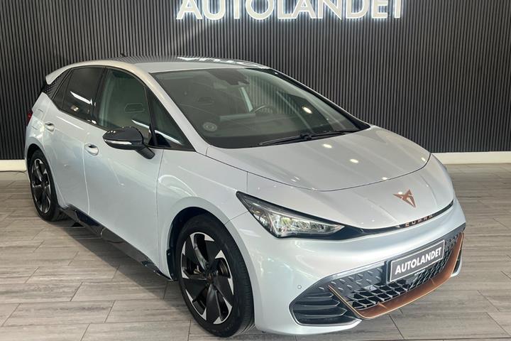 Sølv Cupra Born fra 2023