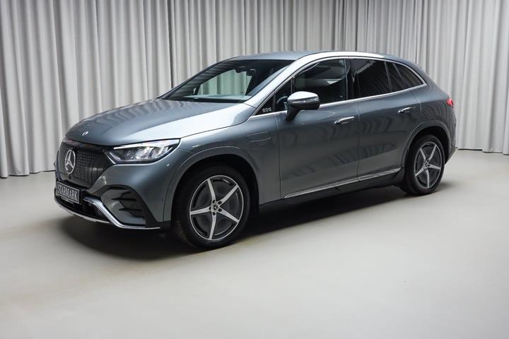 Grå Mercedes EQE350 SUV fra 2025
