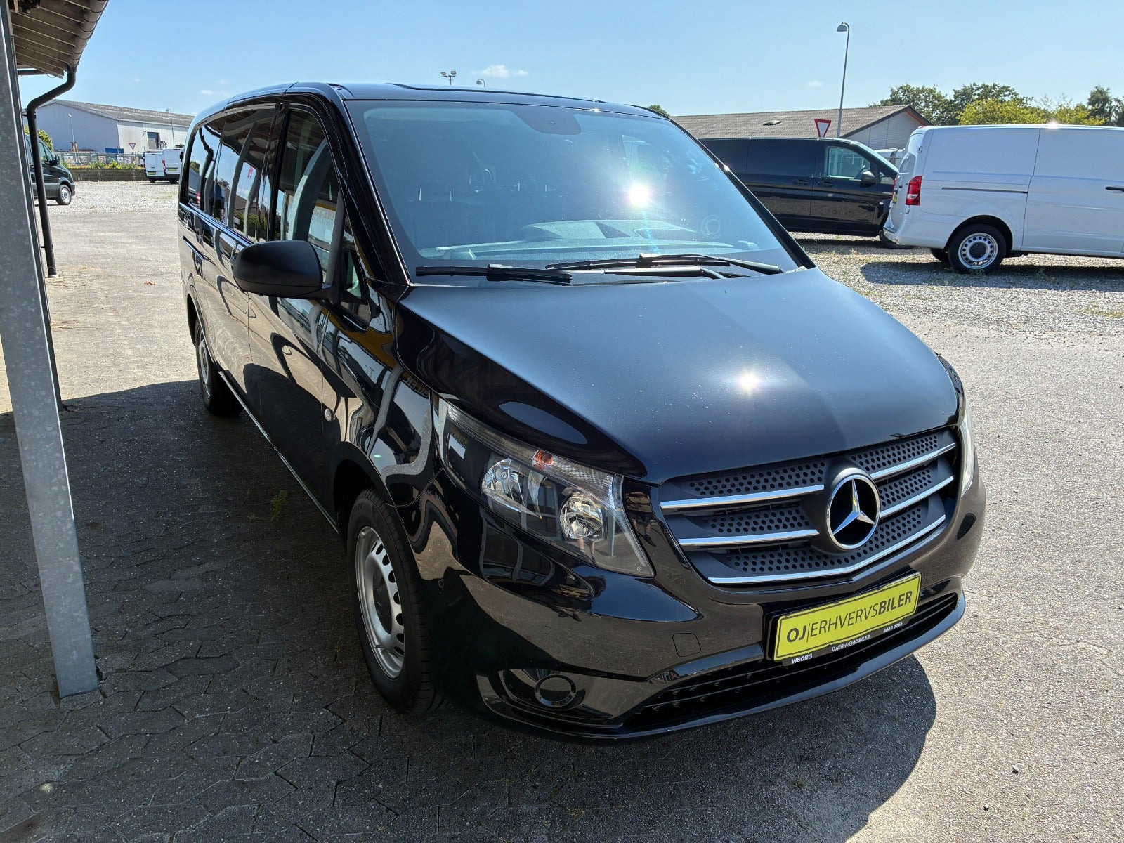 Sort Mercedes Vito 114 fra 2018