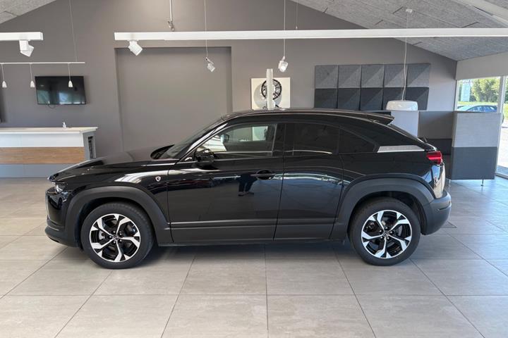 Sort Mazda MX-30 fra 2023