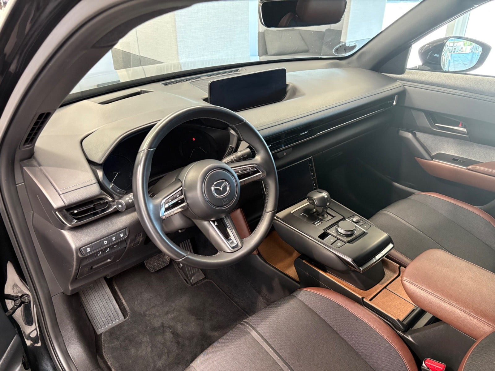 Mazda MX-30 e-Skyactiv R-EV, 170hk, 2023