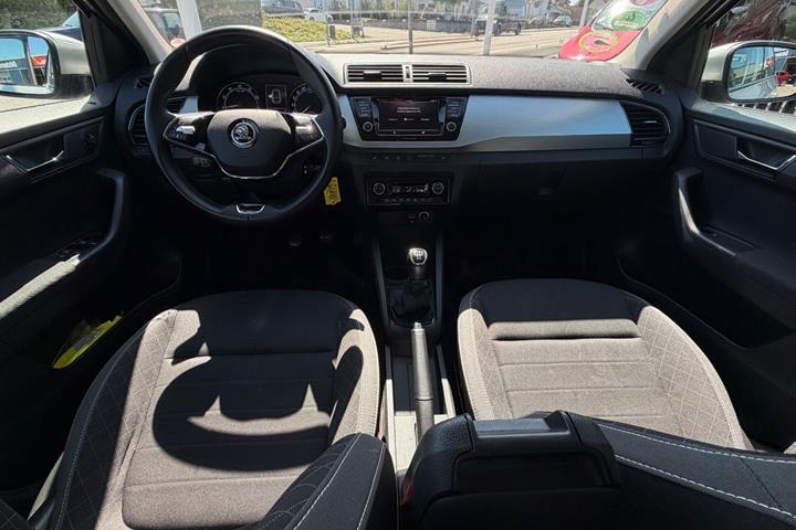 Sølv Skoda Fabia fra 2021