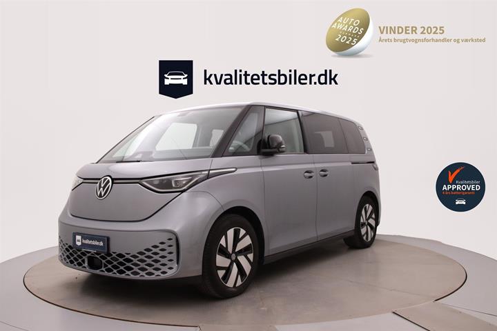 Sølv VW ID.Buzz fra 2023 set udefra
