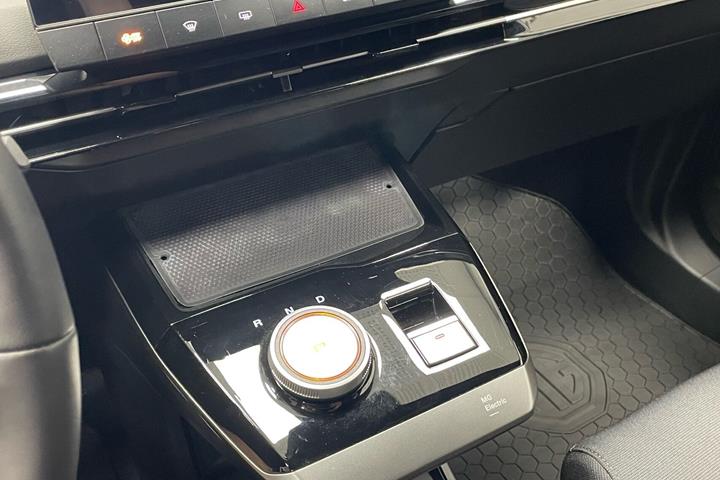 Sølv MG MG4 Electric fra 2024