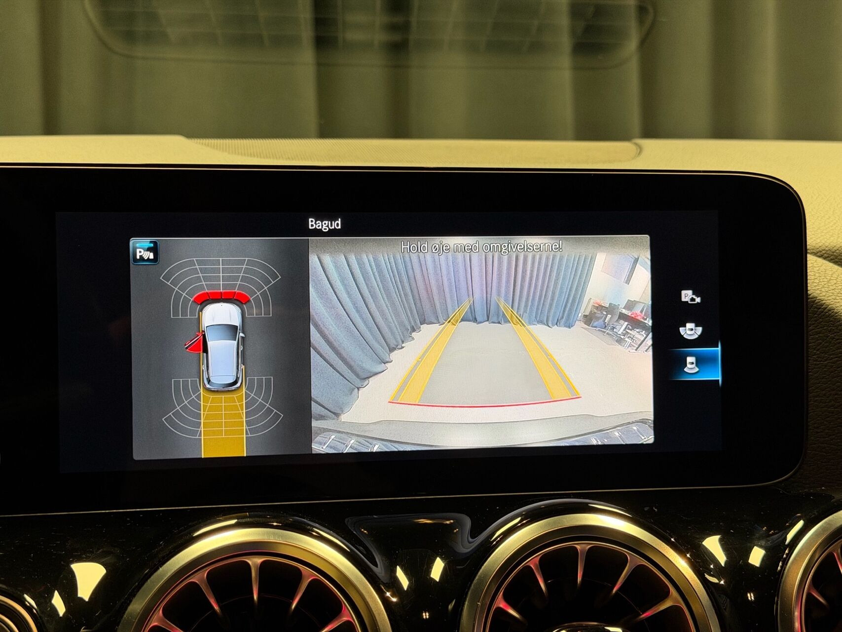 Sort Mercedes EQA 250 fra 2022