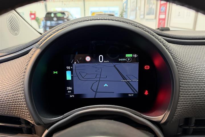 Hvid Fiat 500e fra 2023