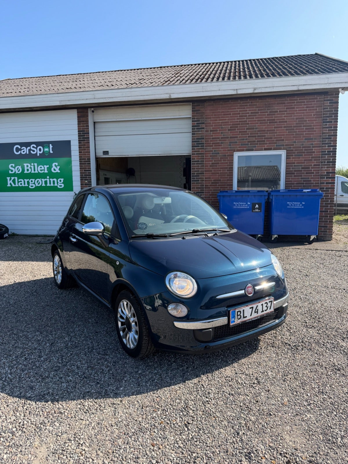 Blå Fiat 500 fra 2008