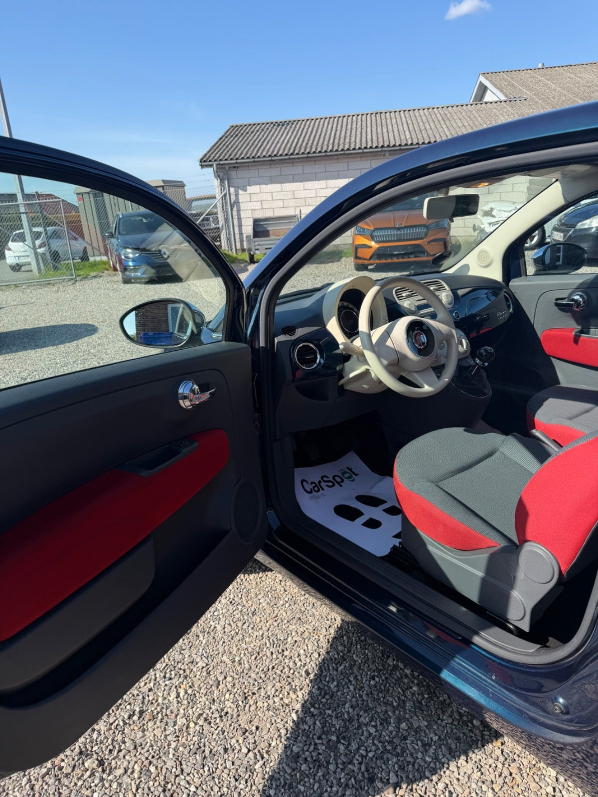 Blå Fiat 500 fra 2008