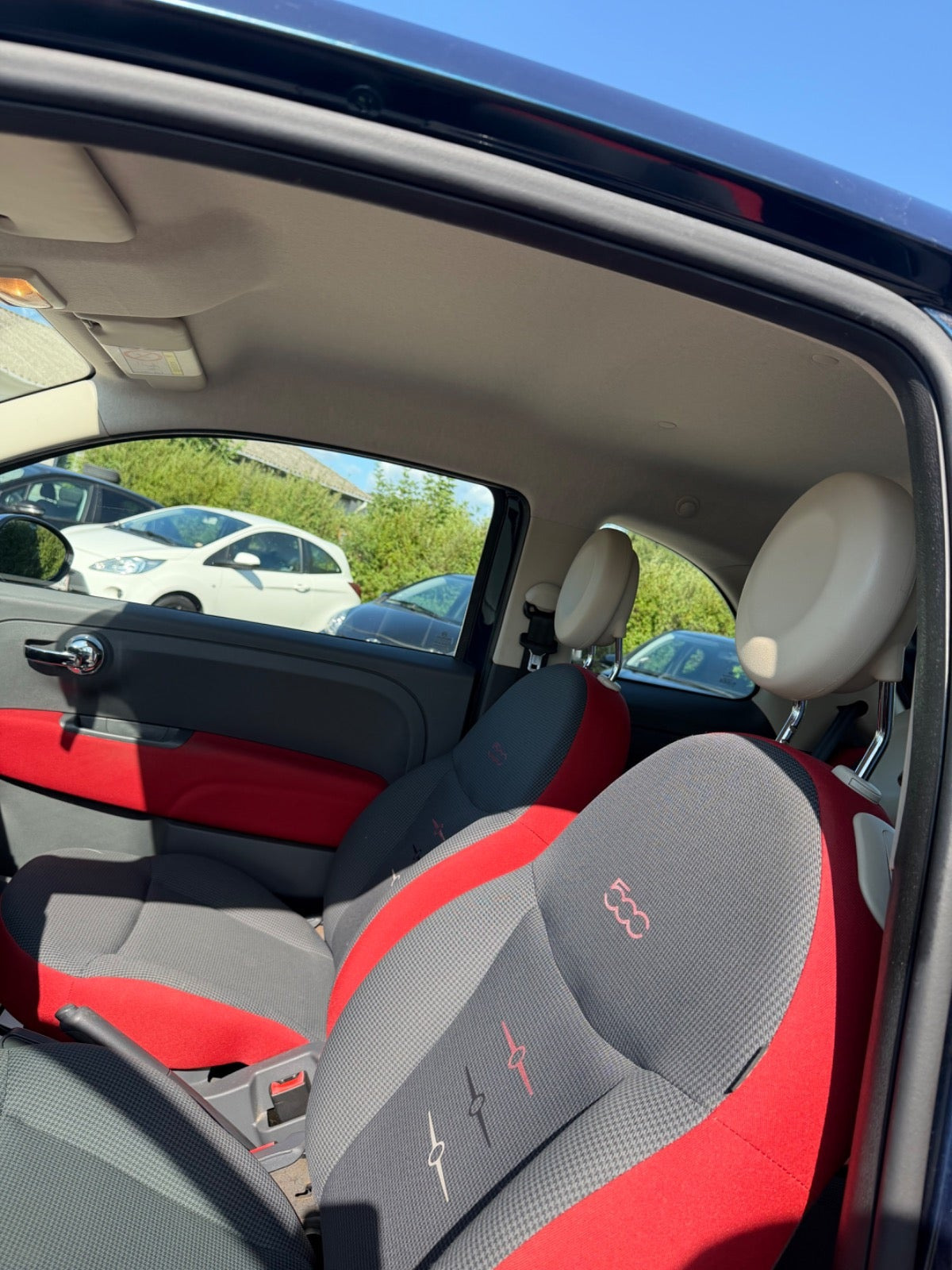 Blå Fiat 500 fra 2008