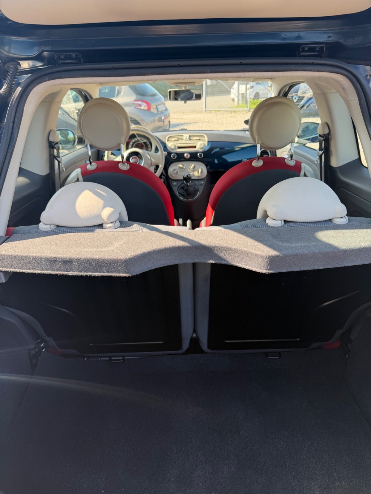 Blå Fiat 500 fra 2008