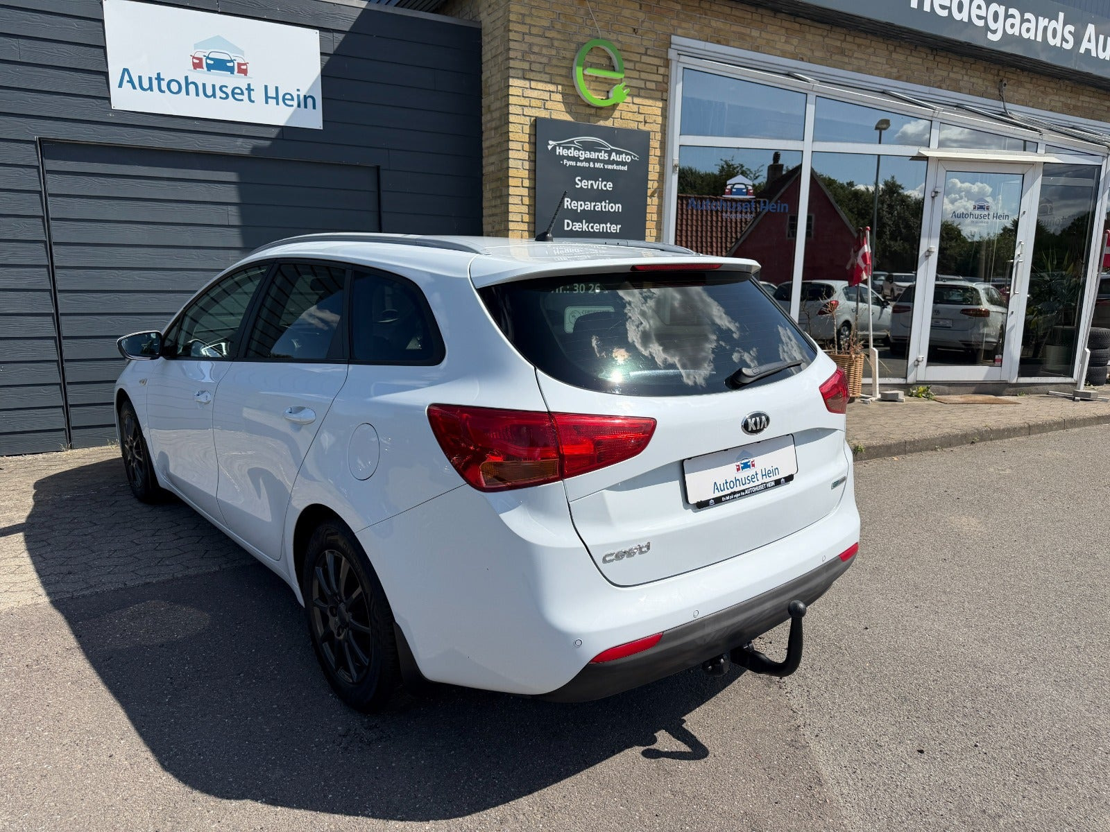 Hvid Kia Ceed fra 2015